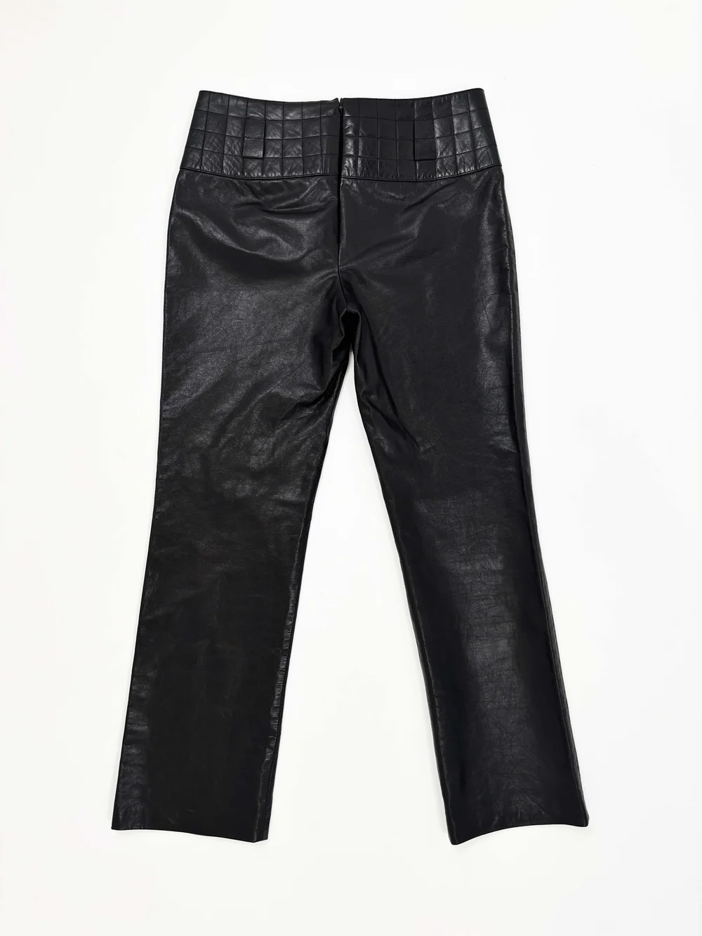 CHANELパンツ　本革 24SS☆上品に艶めく☆美しいライン♪】CHANEL レザー パンツ